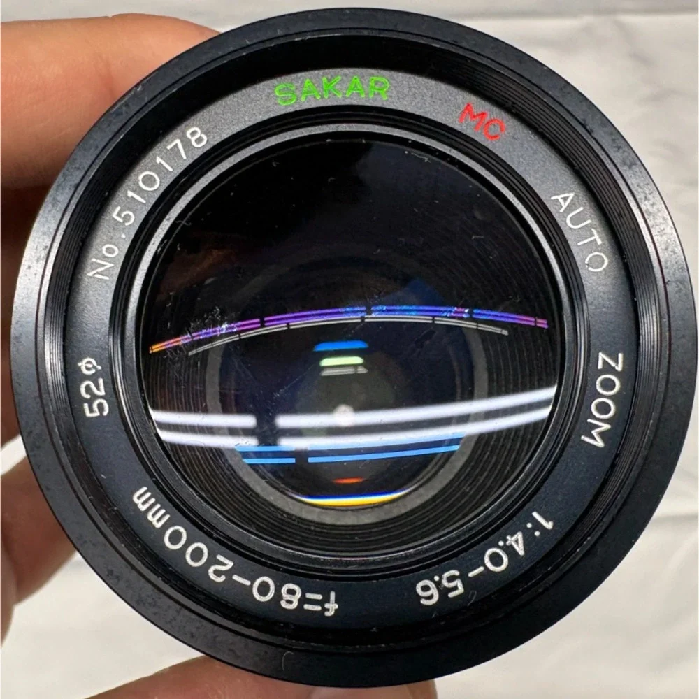 Sakar MC Auto Zoom 80–200mm F4–5.6 Telephoto Lens K Mount With Caps Untested
